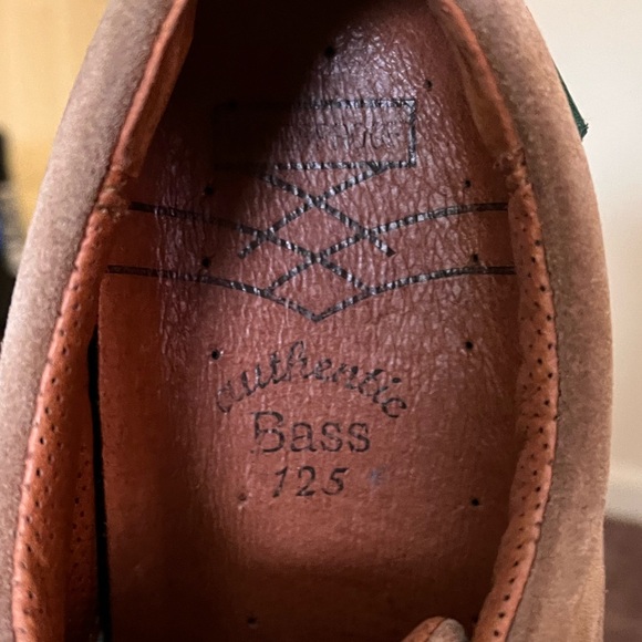 G.H. Bass & Co. Men\'s Suede Oxfords